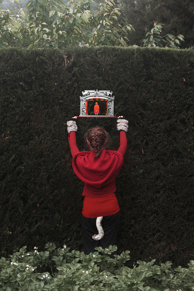 Carla Iacono, "Cappuccetto Rosso"
